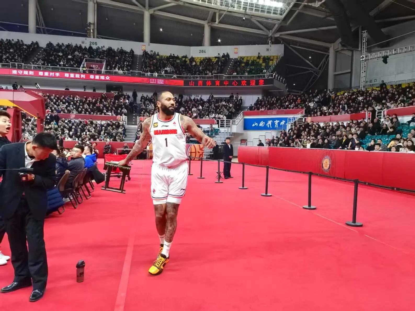 九游游戏-莎拉波娃遭遇十五持续失利，公牛教练压力巨大！引发球迷热议-九游游戏